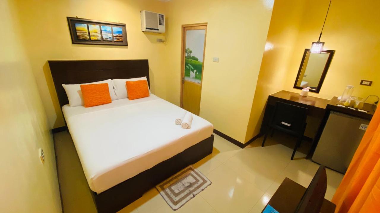 Vicente Aguirre Rooms Boracay Island Ngoại thất bức ảnh